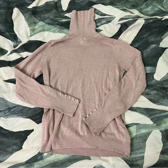 ZARA Pastel Pink Long-Sleeve Turtleneck Top Slim Fit Comfy White Pearl Buttons L - Picture 5 of 16